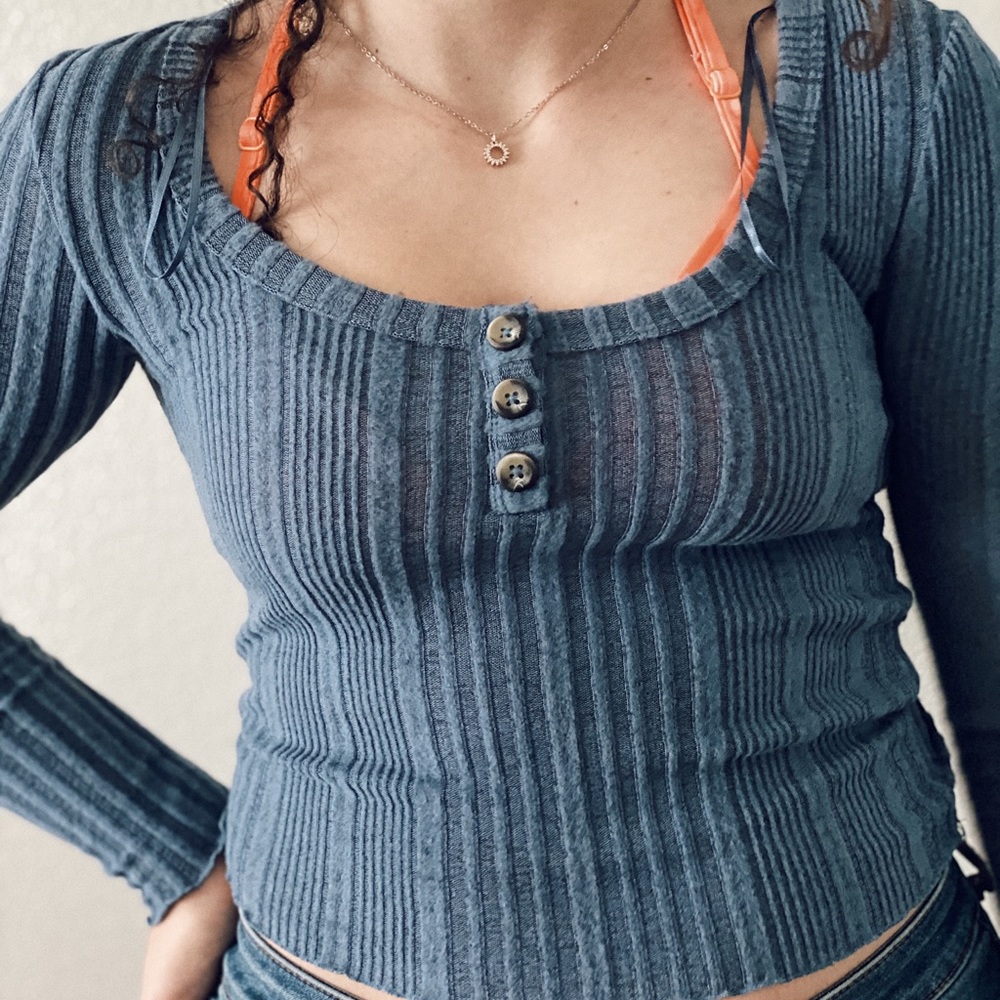 AEROPOSTALE top